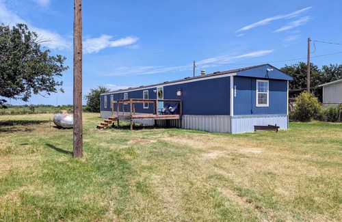 Avoca House | The Bunkhouse Hawley - Close to Lancium AI & Anson