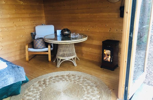 Armstrong Creek Cabin | The Bush Studio, a unique one room tranquil retreat