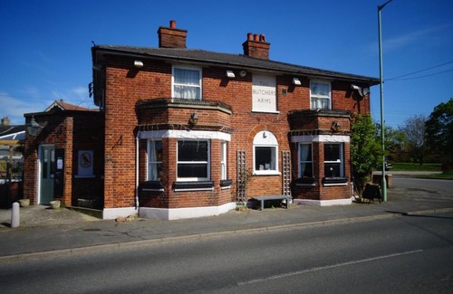 Knodishall Hotel | The Butchers Arms Freehouse