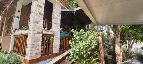 Emek HaMaayanot Cabin | The Butterflies Wood House
