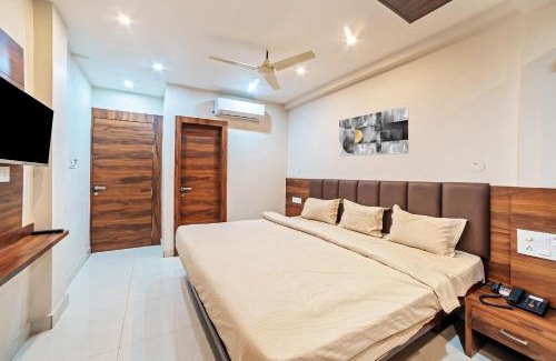 Kolar Road Hotel | The Byke OM Celebrations Near Bansal Hospital - Bhopal