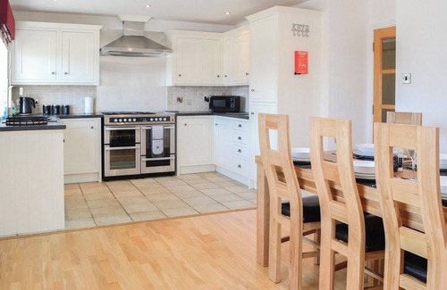 Castle Douglas Cottage | The Byre @ Camp Douglas