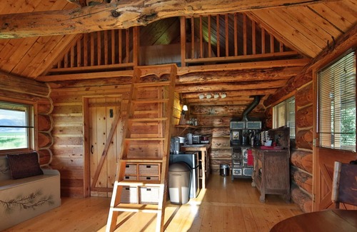 Bozeman House | THE CABIN AT HERITAGE RANCH