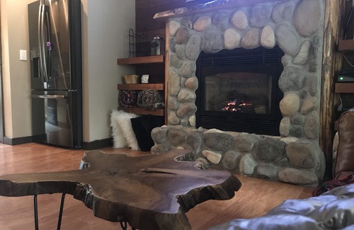 Packwood Cabin | THE CABIN Packwood. Cozy cabin at end of High Valley W/optional guest unit