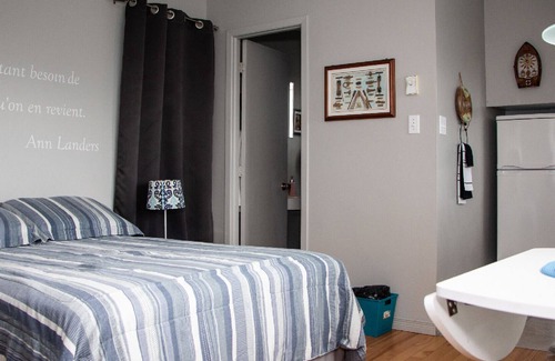 Pointe-au-Pere Ski Chalet | The Cabines du Phare are located in Rimouski by the sea. They are composed of te
