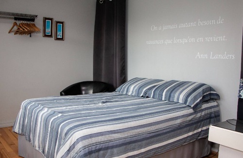 Pointe-au-Pere Ski Chalet | The Cabines du Phare are located in Rimouski by the sea. They are composed of te