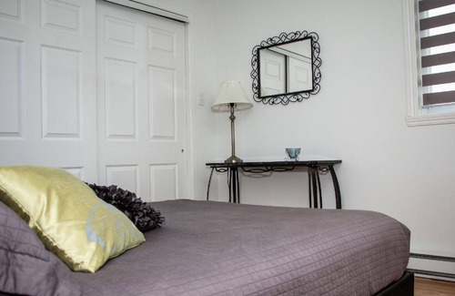 Pointe-au-Pere Ski Chalet | The Cabines du Phare are located in Rimouski by the sea. They are composed of te