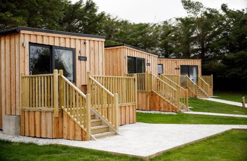 Broadford House | The Cabins - House of Juniper