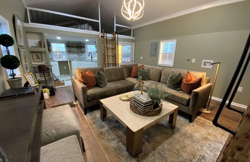 Blakely Cabin | The Cabins on Rockmine 3bedroom Modern Chic Cabin in peaceful Blakely GA WiFi AC