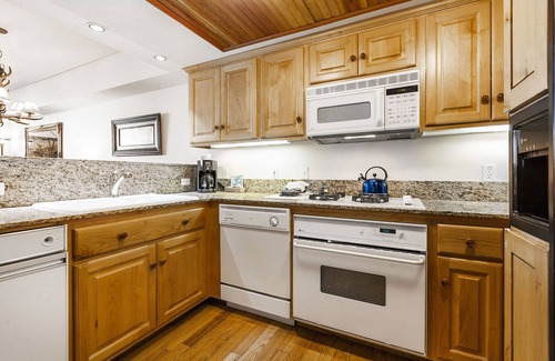 Downtown Park City Condo | The Caledonian by All Seasons Resort Lodging