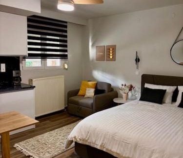 Trikala Apartment | The Calm Retreat