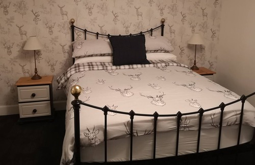 Tillicoultry Apartment | The Cambus Flat, Cambuskenneth, Stirling