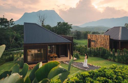 Chiang Dao Hotel | The CAMPIAN