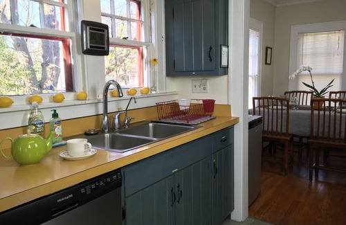 Potsdam House | The Cape Cod House❤️Walking Distance to Clarkson, SUNY Potsdam❤️River, Downtown