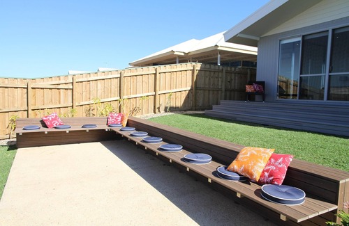 Brockman House | The Carnarvon Luxury Canal Home - Luxurious 4 bedroom, 3.5 bathroom fully self contained house.
