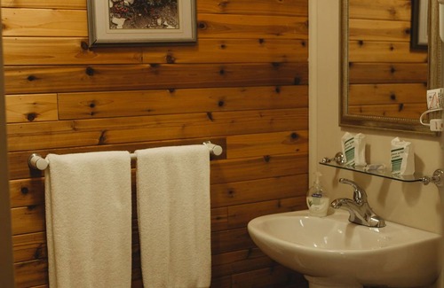 Grand Falls - Windsor Bed & Breakfast | The Carriage House Inn