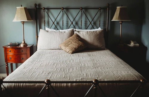 Grand Falls - Windsor Bed & Breakfast | The Carriage House Inn