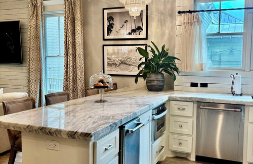 Eufaula House | The Cart House Sleeps 15 Golf Cart Luxury