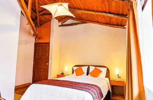 Ollantaytambo Hotel | THE CAS DE OLLANTA 5 FROM THE PLAZA DE ARMAS