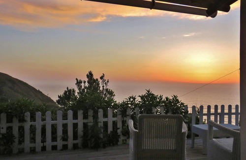 Colares House | The Casa da Rampa by the sea
