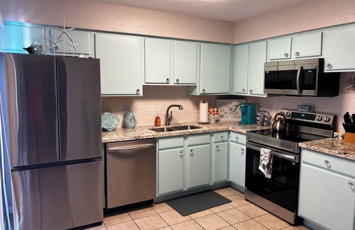 Galveston Condo | The Castaways Retreat