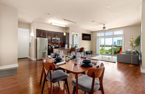 Arsenal Apartment | The Catalina: Pool, Pvt Balcony Riverwalk, AFB.n