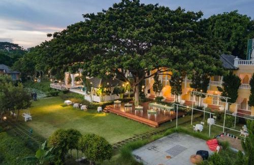 San Sai Hotel | The Cathay Resort & Spa