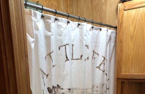 Athens Cabin | The Cattleman's Cabin, a Perfect Get Away!