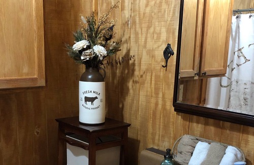 Athens Cabin | The Cattleman's Cabin, a Perfect Get Away!