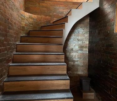 Aleo Bed & Breakfast | The Cedar Cabin