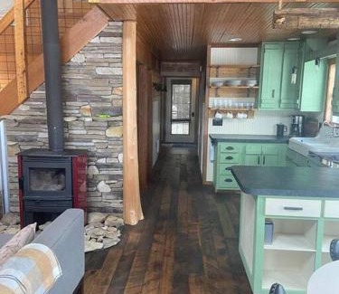 Cedarville House | The Cedar Hutch
