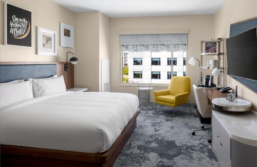 Orlando Hotel | The Celeste Hotel, Orlando, a Tribute Portfolio Hotel