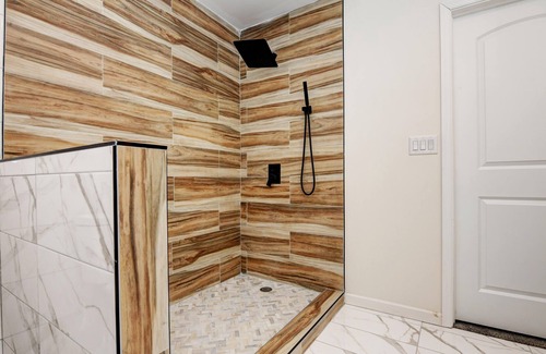 Columbus House | The CG Suites