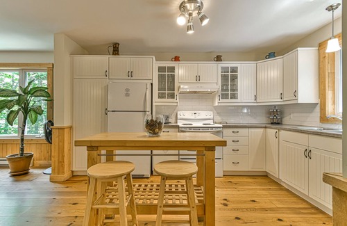 St-Adolphe-d'Howard Ski Chalet | The Chalet du Lac Vert - Laurentians - Saint-Adolphe-d'Howard -⭐
