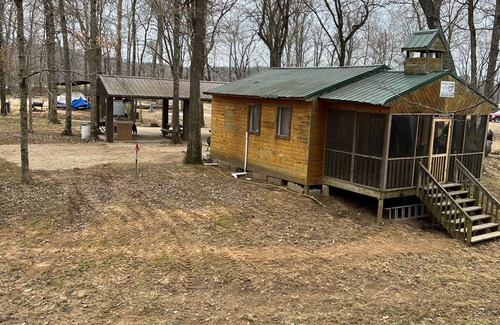 Grassy Cabin | The Chapel Cabin at Twin Bridges Campground