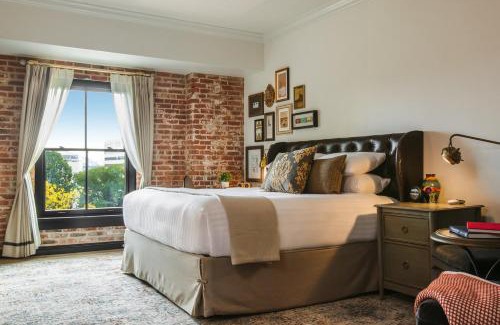 Historic Downtown La Crosse Hotel | The Charmant Hotel