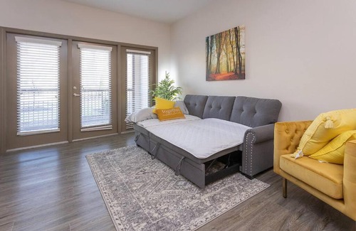 Bentonville Apartment | The Charming Canary Condo