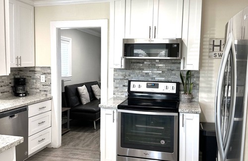 Northside House | The Charming Home Nearby UCU, San Jose Downtown, Airport, SAP