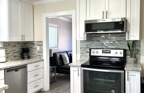 Northside House | The Charming Home Nearby UCU, San Jose Downtown, Airport, SAP