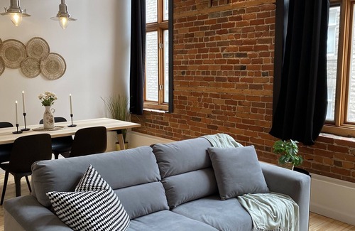 Saint-Roch Apartment | The Charming St-Joseph