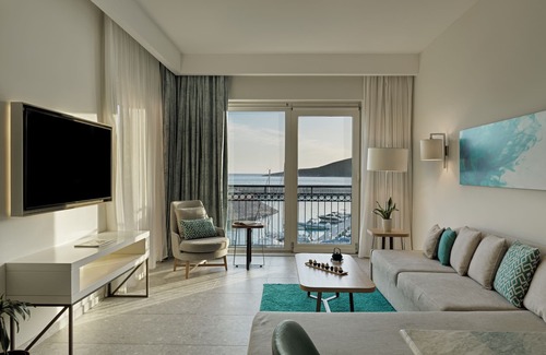 Radovici Hotel | The Chedi Lustica Bay