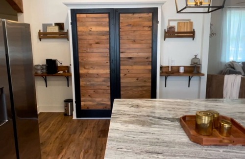 Jefferson House | The Church House - A Charming Newly Renovated House Full of History & Character!