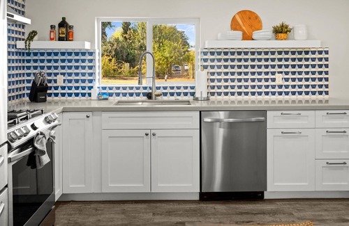 Hacienda Granada House | The Citrus House | Pool & Hot Tub Right in Arcadia