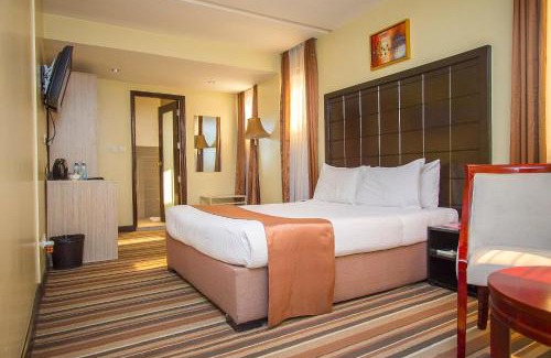 Central Business District Hotel | The Clarion Hotel