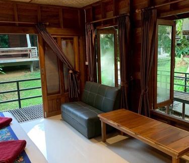 Khlong Sok Hotel | The Cliff & River Jungle Resort