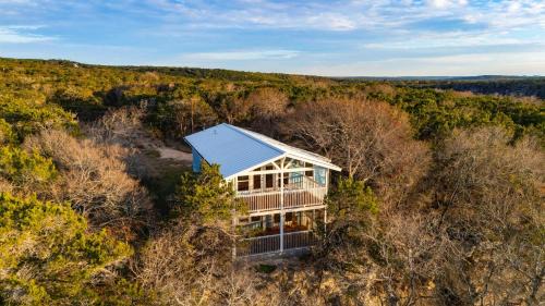 Wimberley House | The Clifftop Perch, 70ft above the dry Blanco