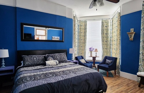 Clinton House | The Clinton Inn