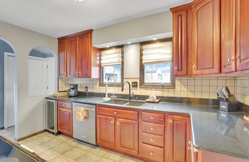 Central Clintonville House | The Clintonville Casita | Walkable & Inspiring