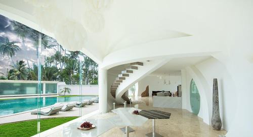 Kerambitan Villa | The Cloud Beachfront Villa Tabanan