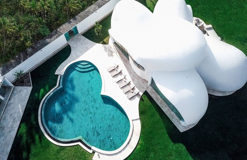 Kerambitan Villa | The Cloud Unique Beachfront Villa